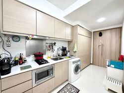 Waterfront Gold (D16), Condominium #600205591